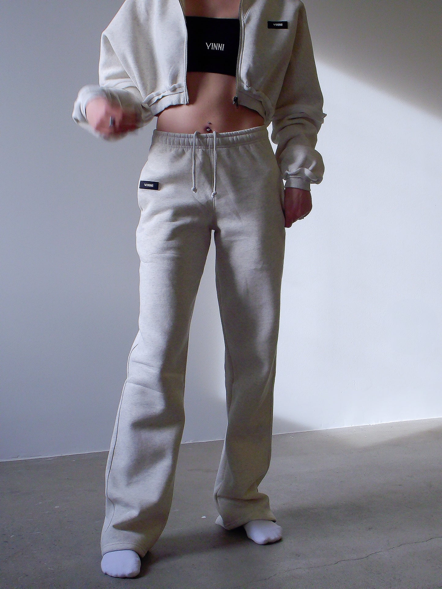 SAVANNAH ZIP CROP SWEATER - SOFT STONE