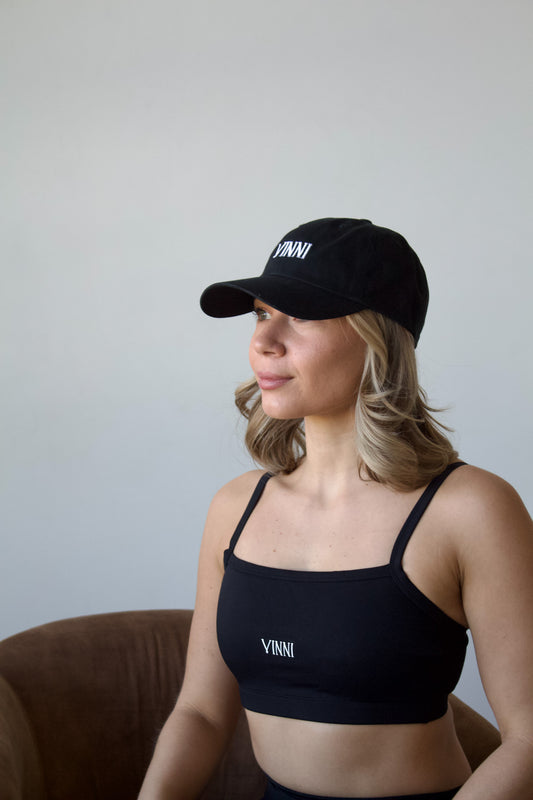 BLACK - VINNI HAT