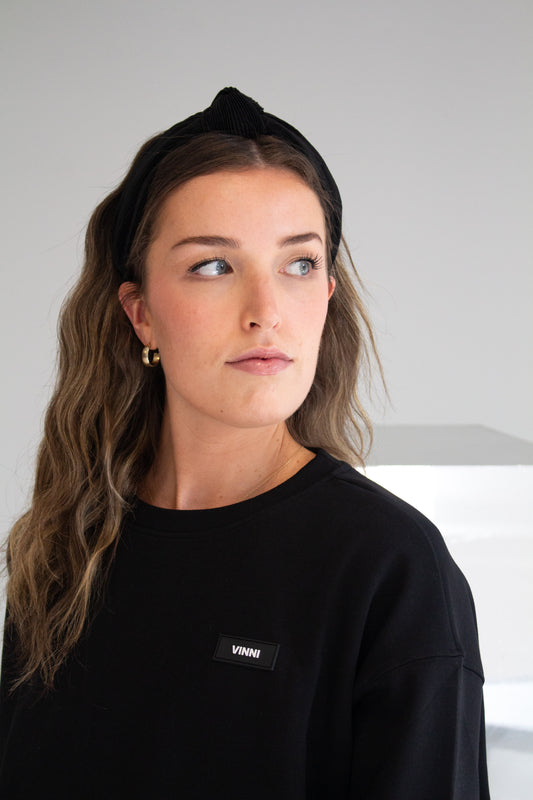 MARY CREWNECK SWEATER - JET BLACK