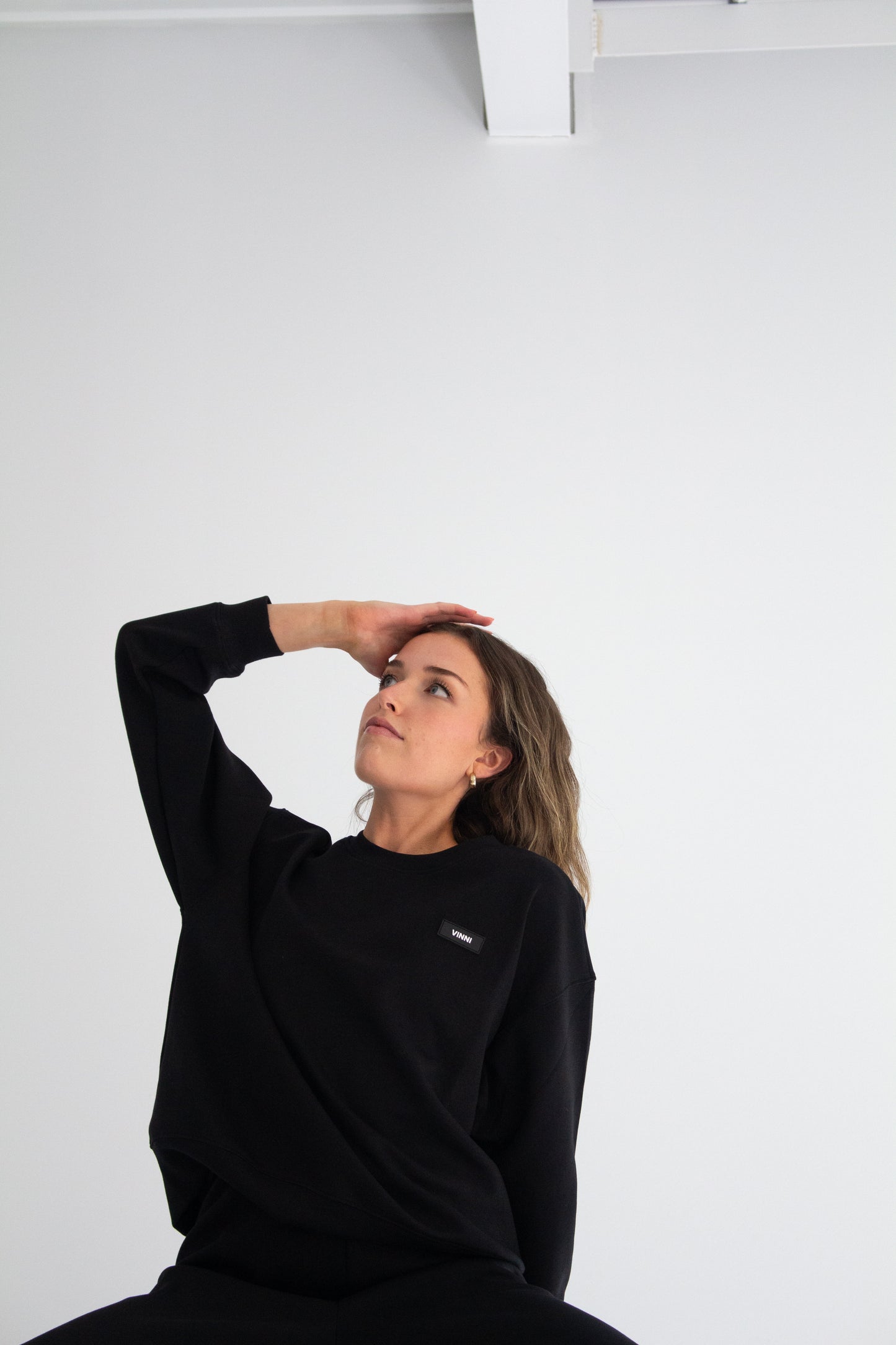 MARY CREWNECK SWEATER - JET BLACK