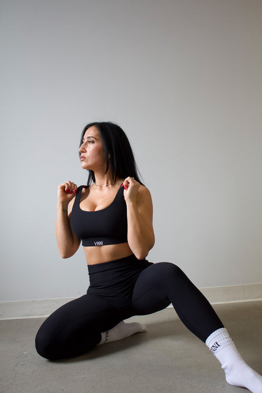 LORETTA RIBBED SPORTS BRA