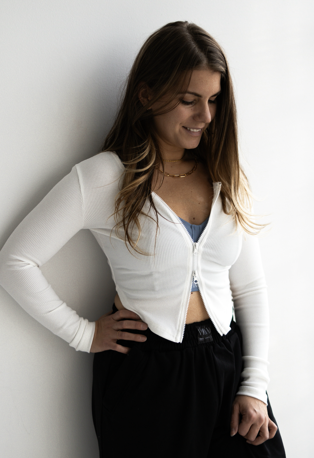 CHARLOTTE ZIP-UP SWEATER
