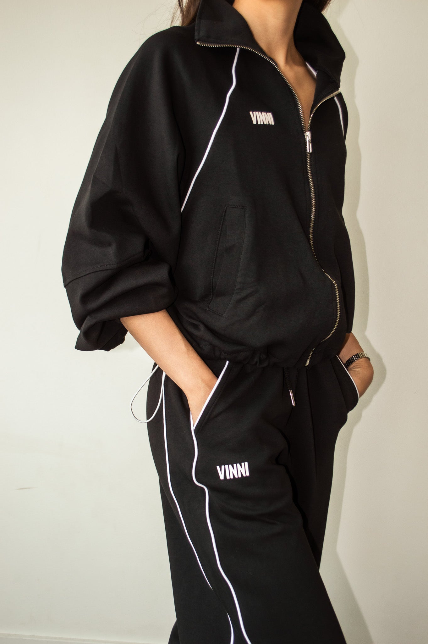 JUDY STRIPE ZIP - LETTERMAN BLACK