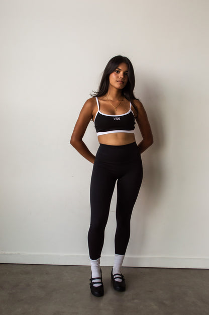 RITA CONTRAST SPORTS BRA - JET BLACK