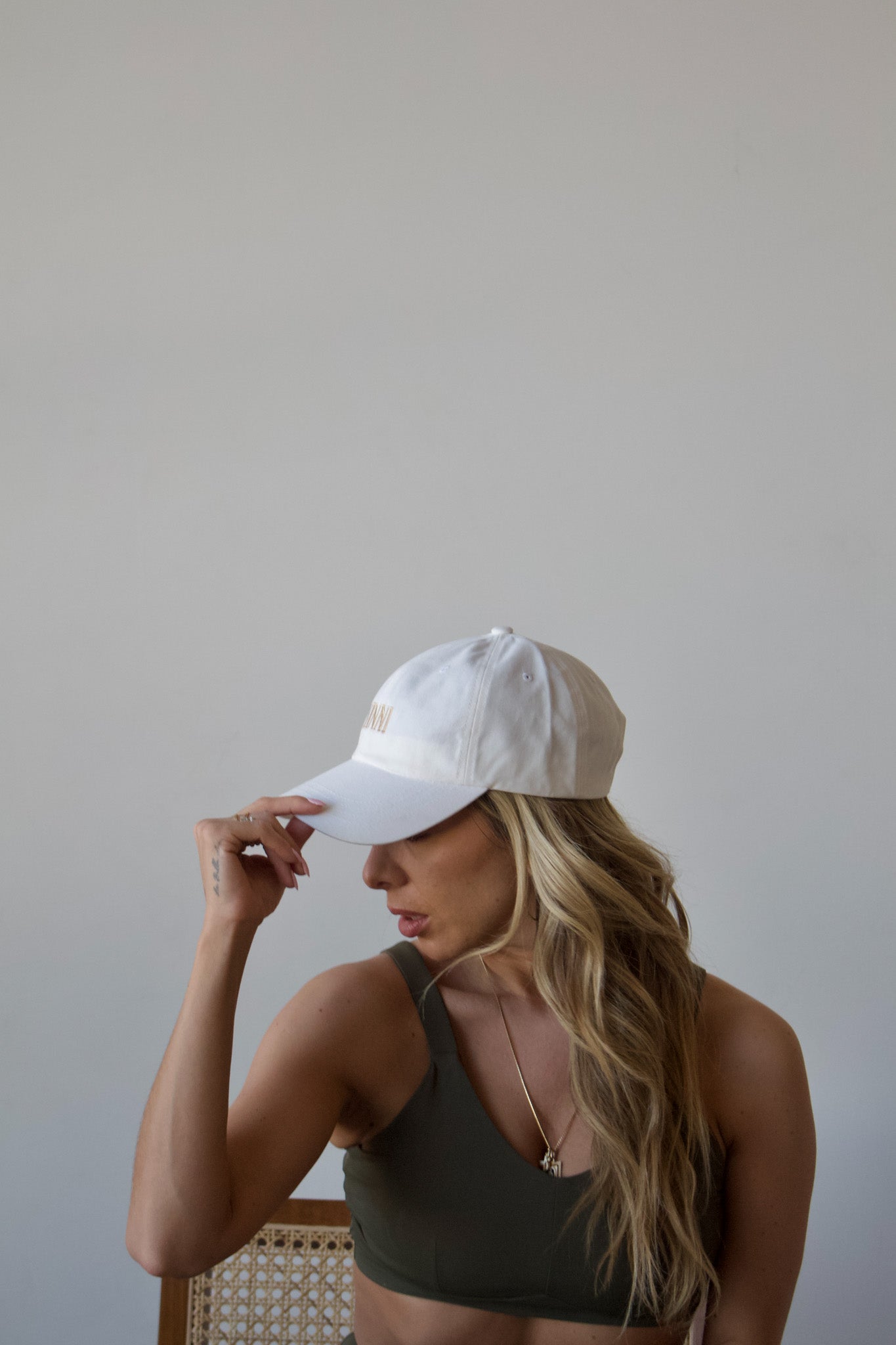 POLAR WHITE - VINNI HAT