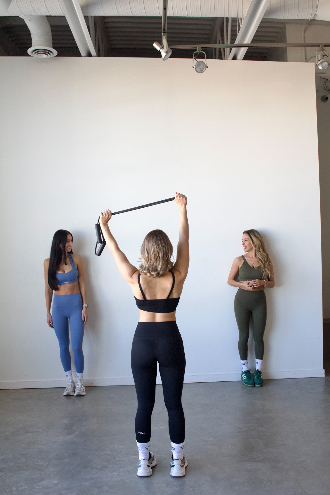 MARA HIGH RISE LEGGINGS - JET BLACK