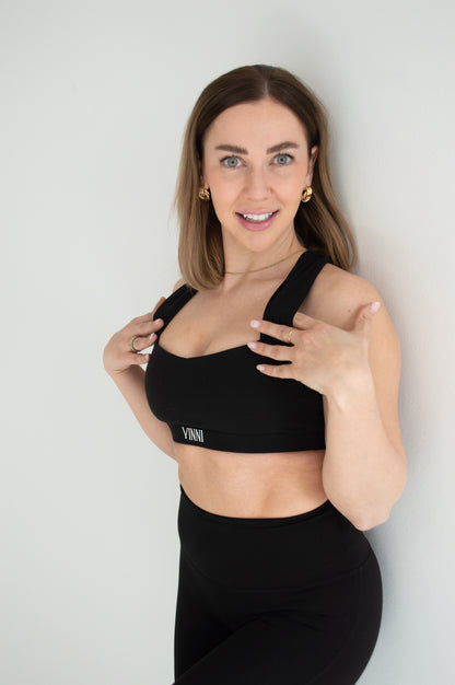 RIVER SPORTS BRA - JET BLACK