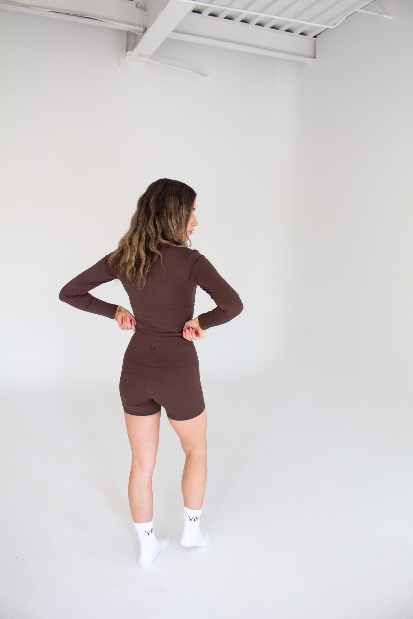 NOVA HIGH WAISTED SPORT SHORTS - BRONZE