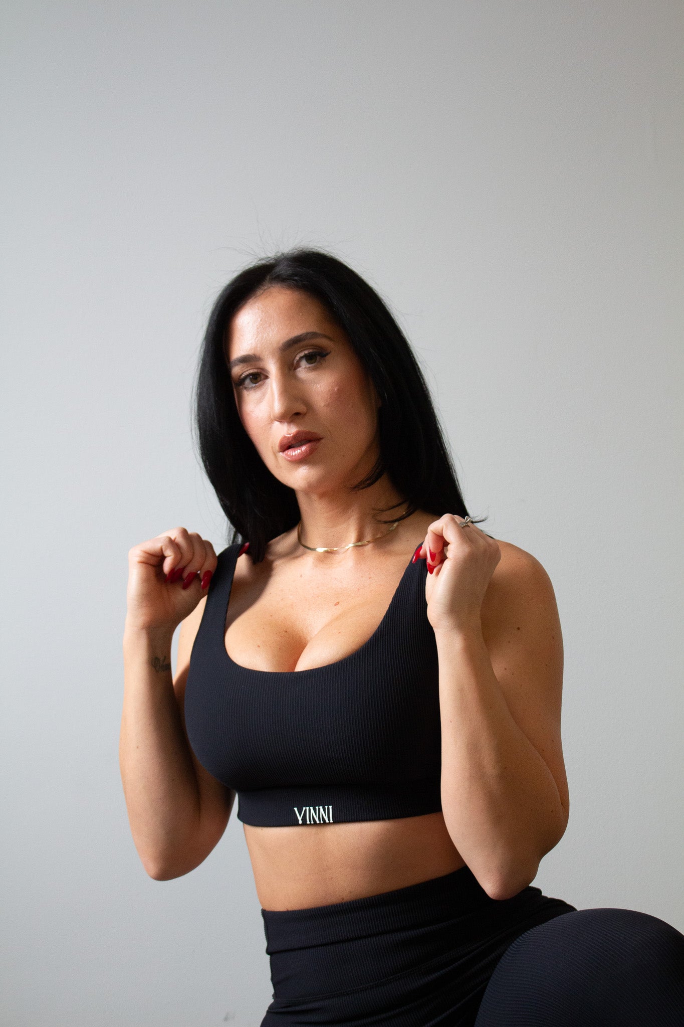 LORETTA RIBBED SPORTS BRA