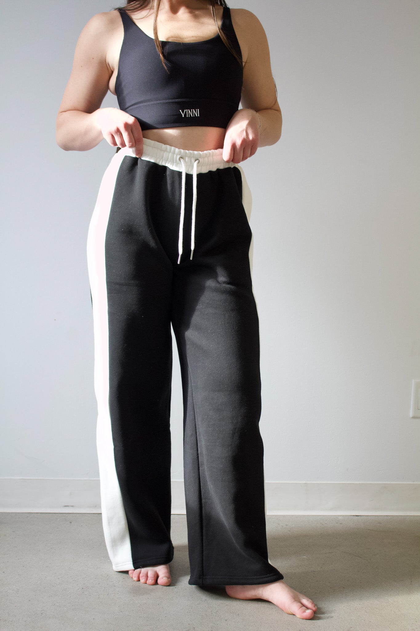 BONNIE WIDE - LEG CONTRAST SWEATS