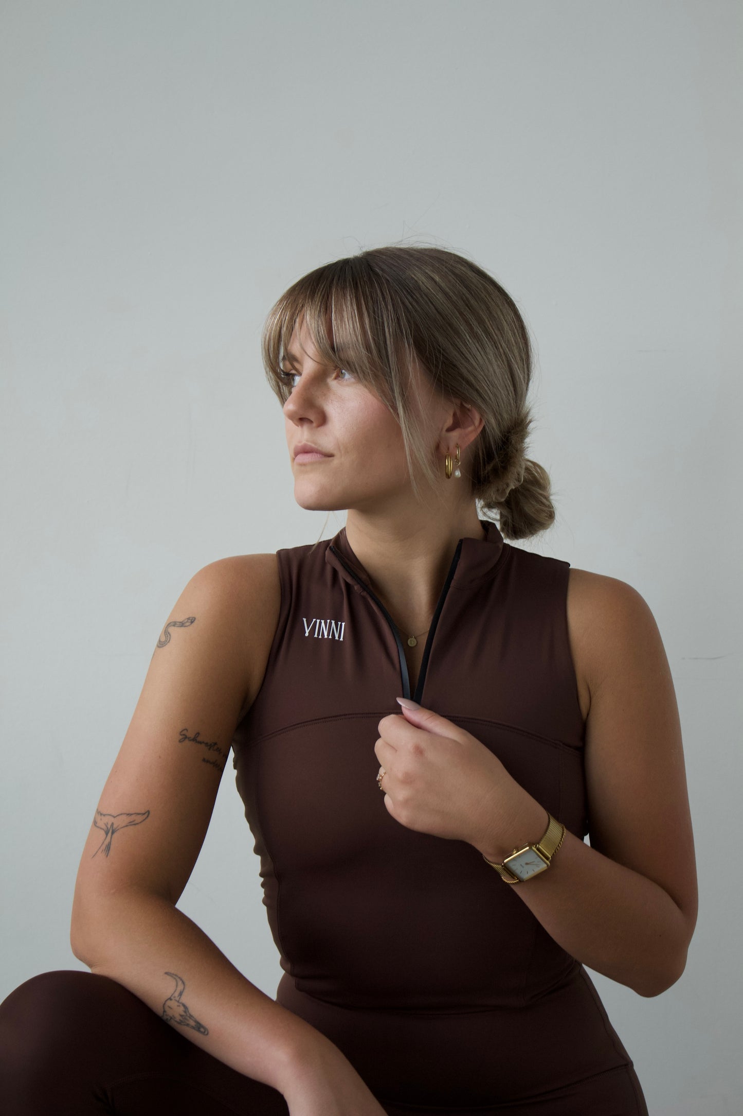 HAILEY ZIP-UP ACTIVE TOP - BRONZE
