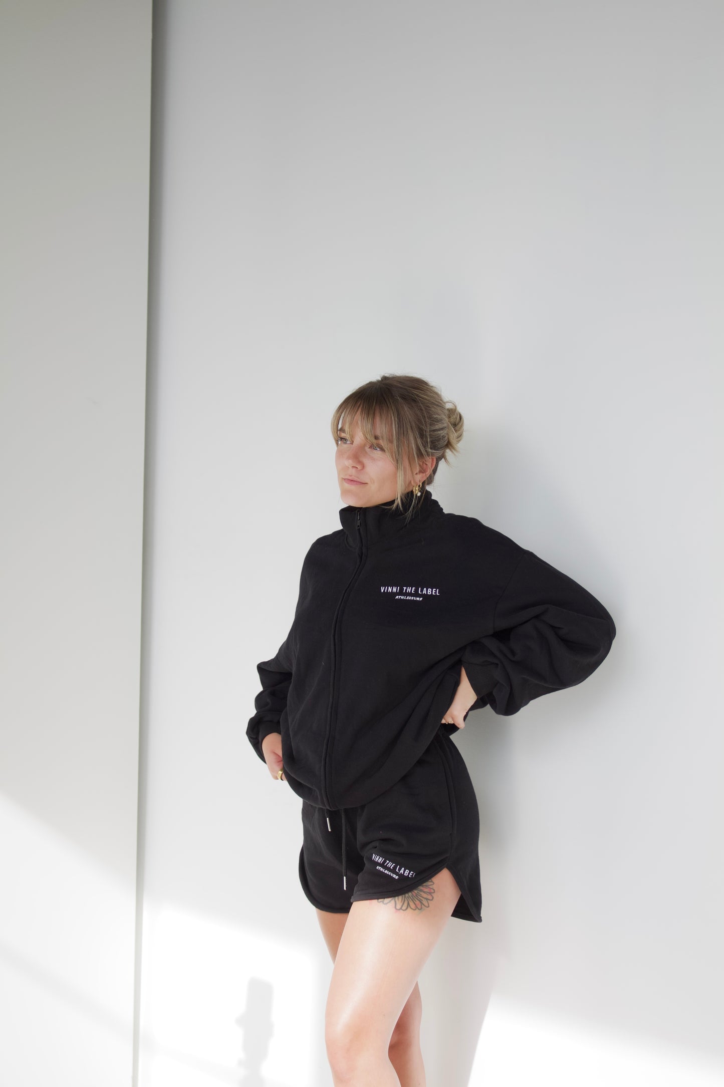 FREYA OVERSIZED ZIP-UP SWEATER - JET BLACK