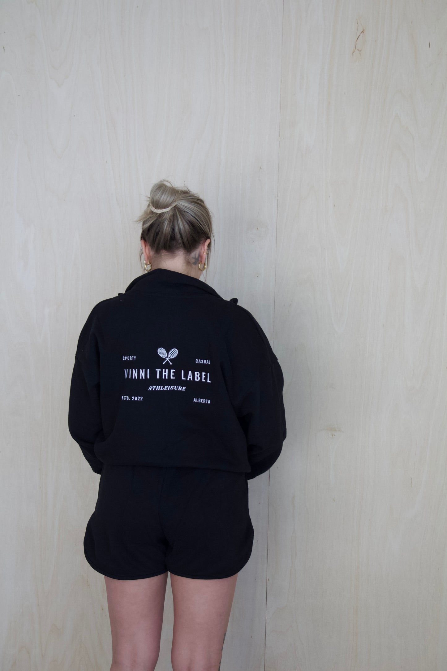 FREYA OVERSIZED ZIP-UP SWEATER - JET BLACK