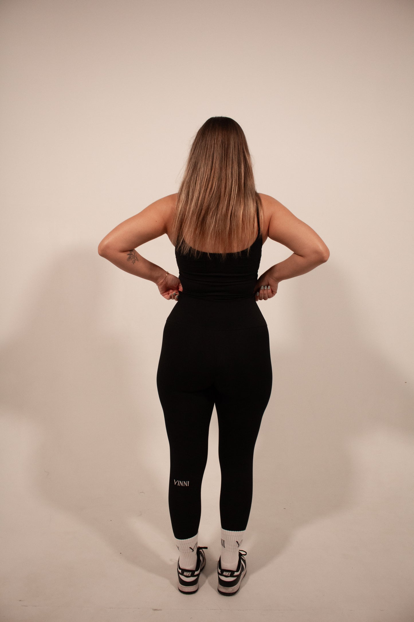 MARA HIGH RISE LEGGINGS - JET BLACK