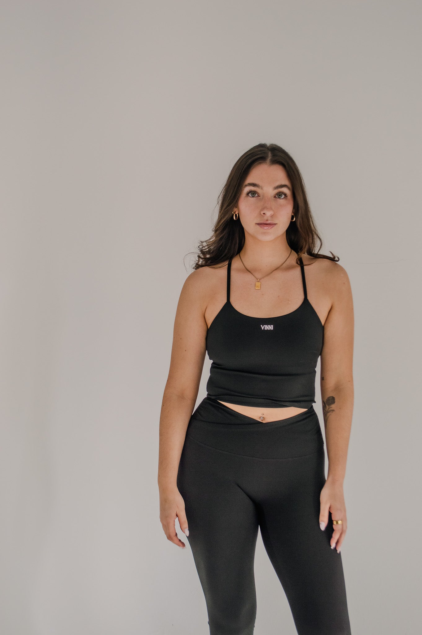 KINNEY ACTIVE TANK - JET BLACK