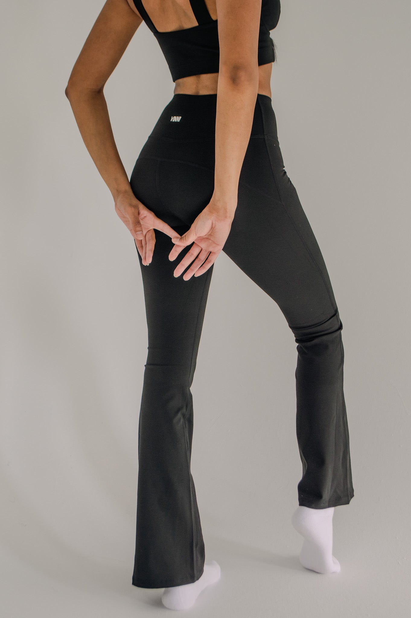 LAUREN FLARE PANT - JET BLACK