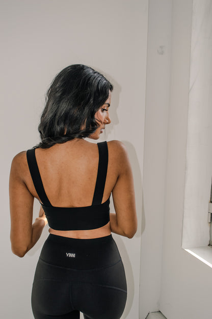 DANNI SPORTS BRA - JET BLACK