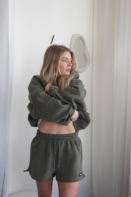 SOPHIA SWEAT SHORTS - MOSS
