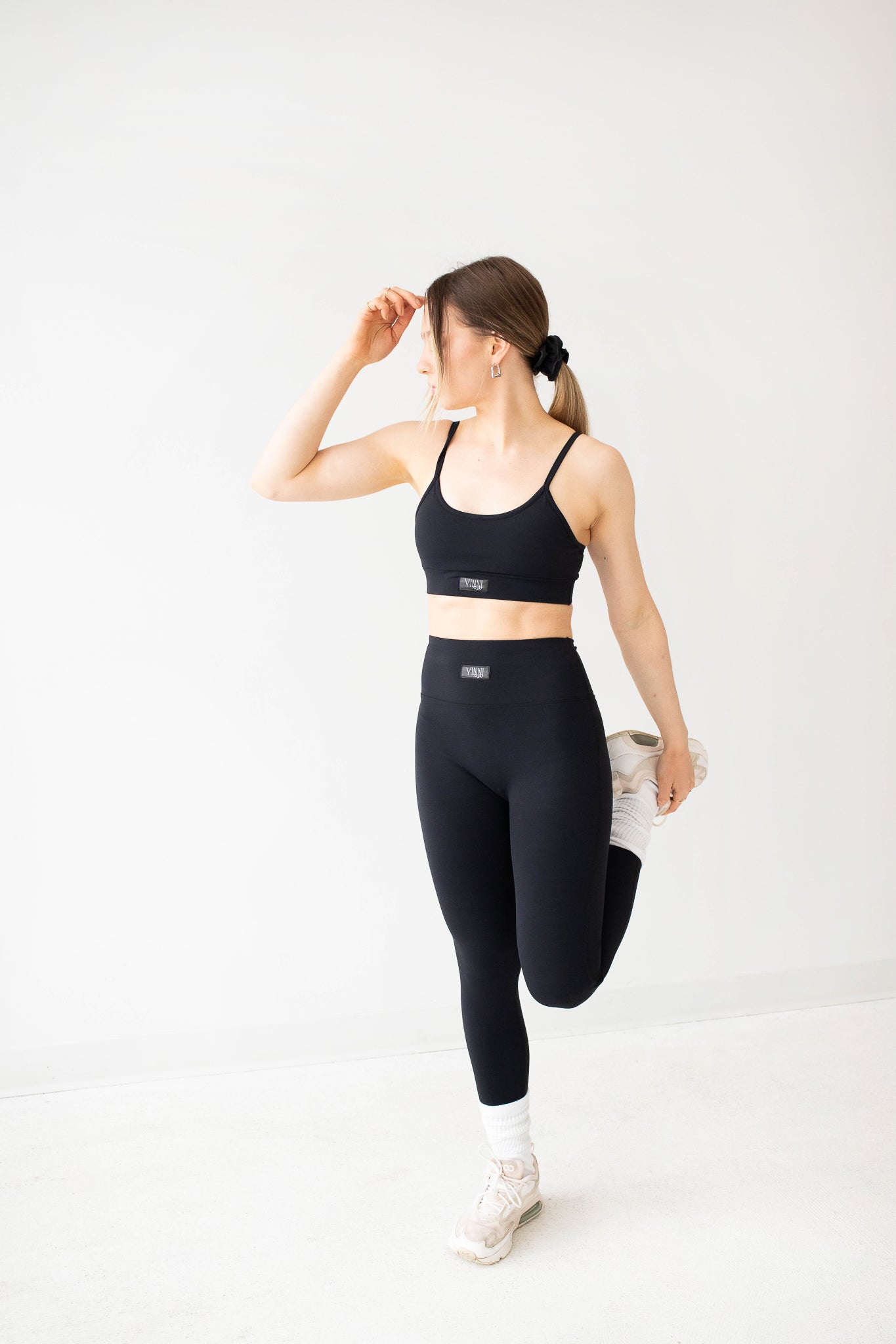 BLACK TIGHTS FOR WOMEN FOR WORKOUT